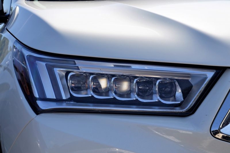 concession-auto-COARAZE-min_acura-headlamp-2834131